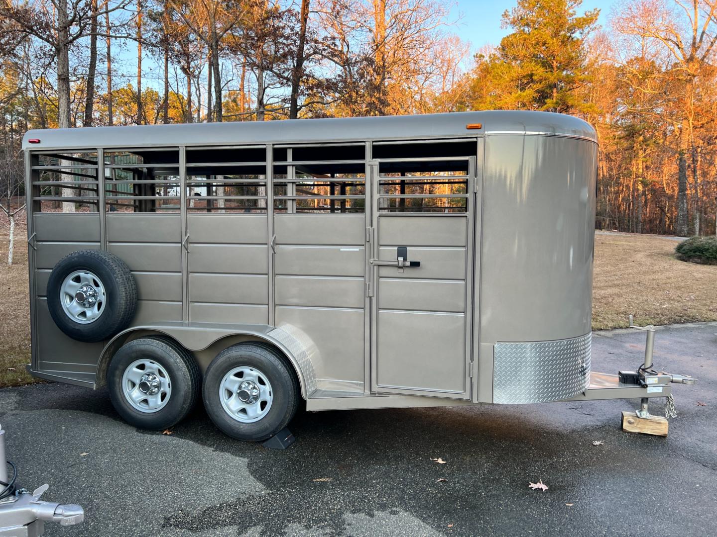 2025 Pewter Metallic Calico 6ft X 16ft Livestock & 7ft Tall , located at 1330 Rainey Rd., Macon, 31220, (478) 960-1044, 32.845638, -83.778687 - Photo#1