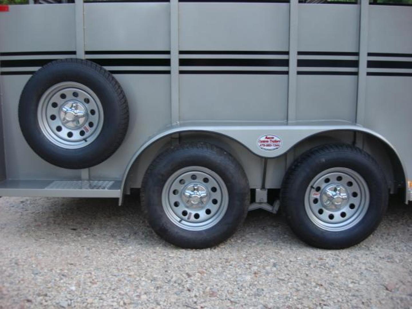 2022 Pewter Metallic! Bee Trailers Horse & Livestock , located at 1330 Rainey Rd., Macon, 31220, (478) 960-1044, 32.845638, -83.778687 - This Trailer is on Order Now! Brand New 4 Horse & Livestock Trailer 7ft Tall with Mats Made by Bee Trailers, in South, Georgia! Haul Up to 4 Horses in Style! 7ft Tall Interior Height for Hauling Horses, Cows, Goats, Pigs, Sheep, Whatever! 6ft X 16ft is the Perfect Size. Haul All Your Animals W - Photo#11